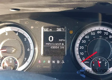 2017 Ram 1500 Express 4X4 6'4 Box из США, поврежденный, VIN 1C6RR7FG4HS633957